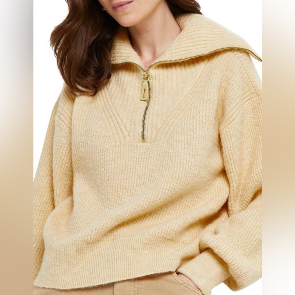 River Island Half Zip Sweater • Light Yellow • Size Small